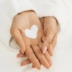 Alternative view of CLARESA - BURRO CUTICOLE - WINTER TEA - 13g