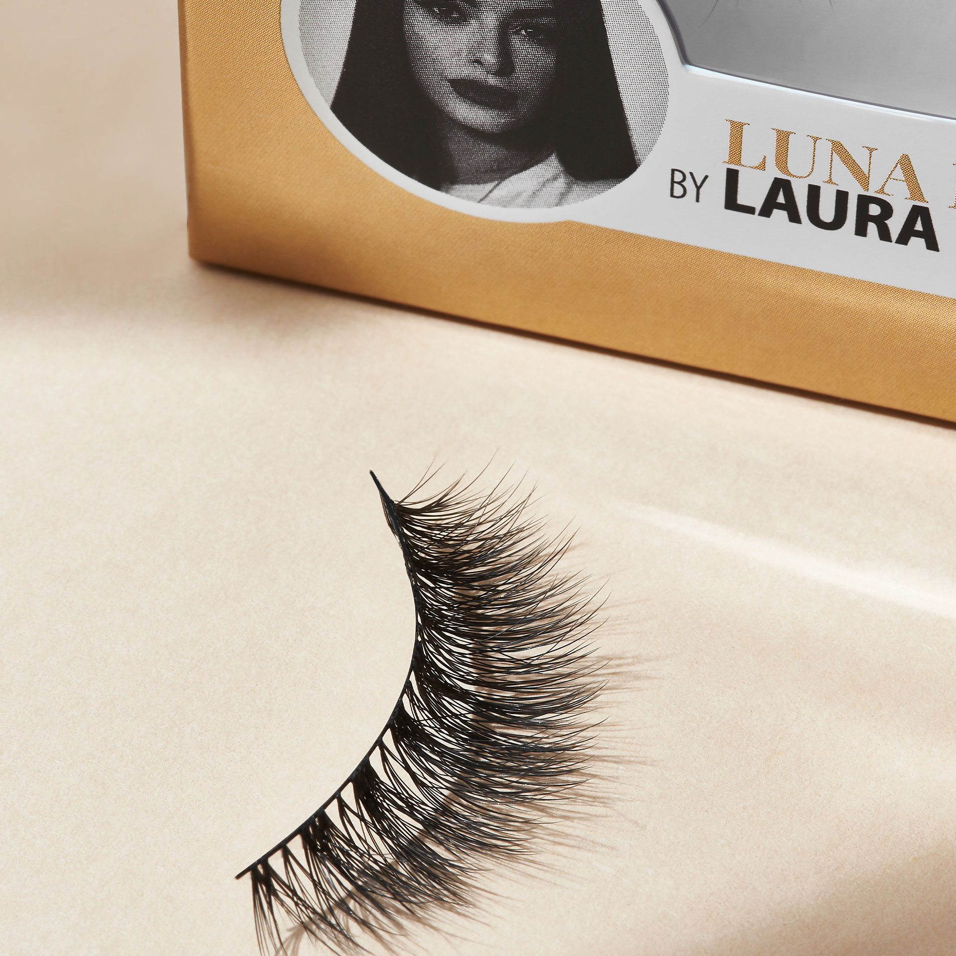 CLAVIER - CIGLIA A BANDA INTERA- LASH EXPERT- LAURA PONTILLO - immagine 3