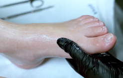 Alternative view of KODI - CALZINI USA E GETTA CON CREMA (PER PEDICURE)